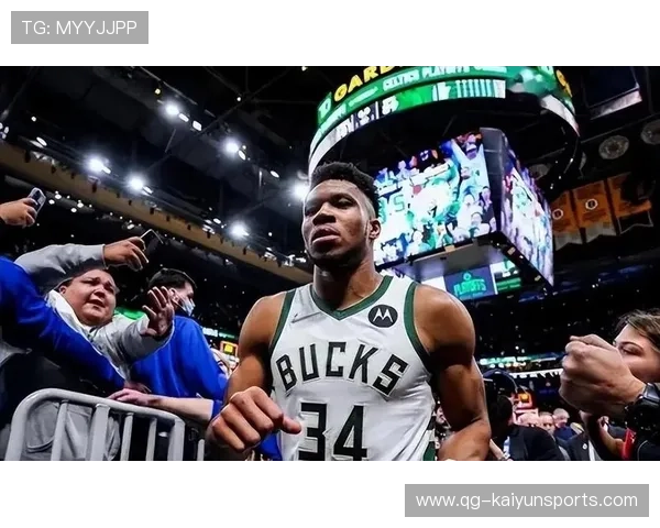 字母哥强冲禁区效果显著,雄鹿带走胜利